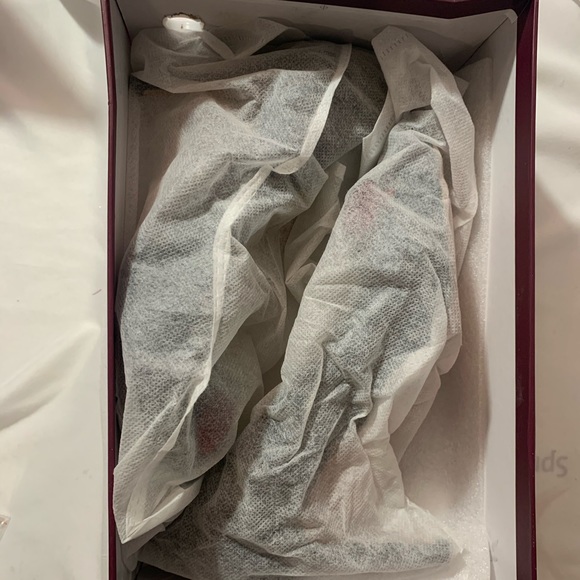 Mary Queen Women’s Dress Heels - Picture 4 of 6